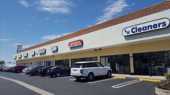 Slauson Plaza Center : 4900-4920 West Slauson Ave, Los Angeles, CA, 90056